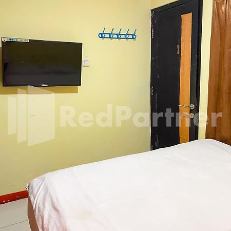 OYO 989 Audah Guesthouse Syariah Jakarta Bagian luar foto